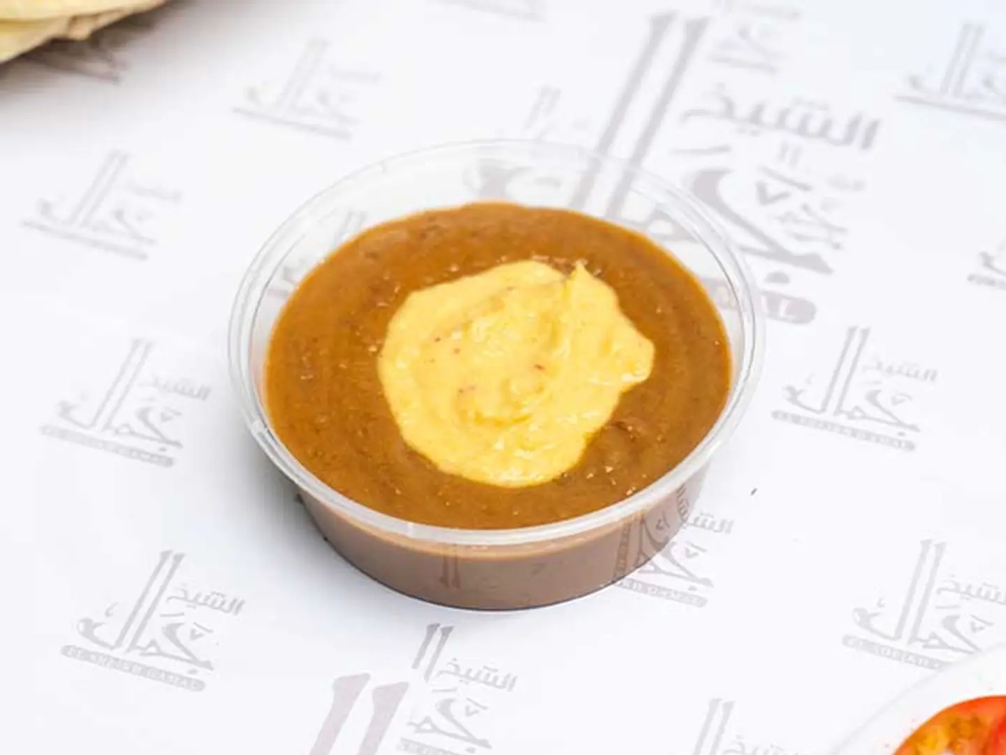 علبة فول حمص