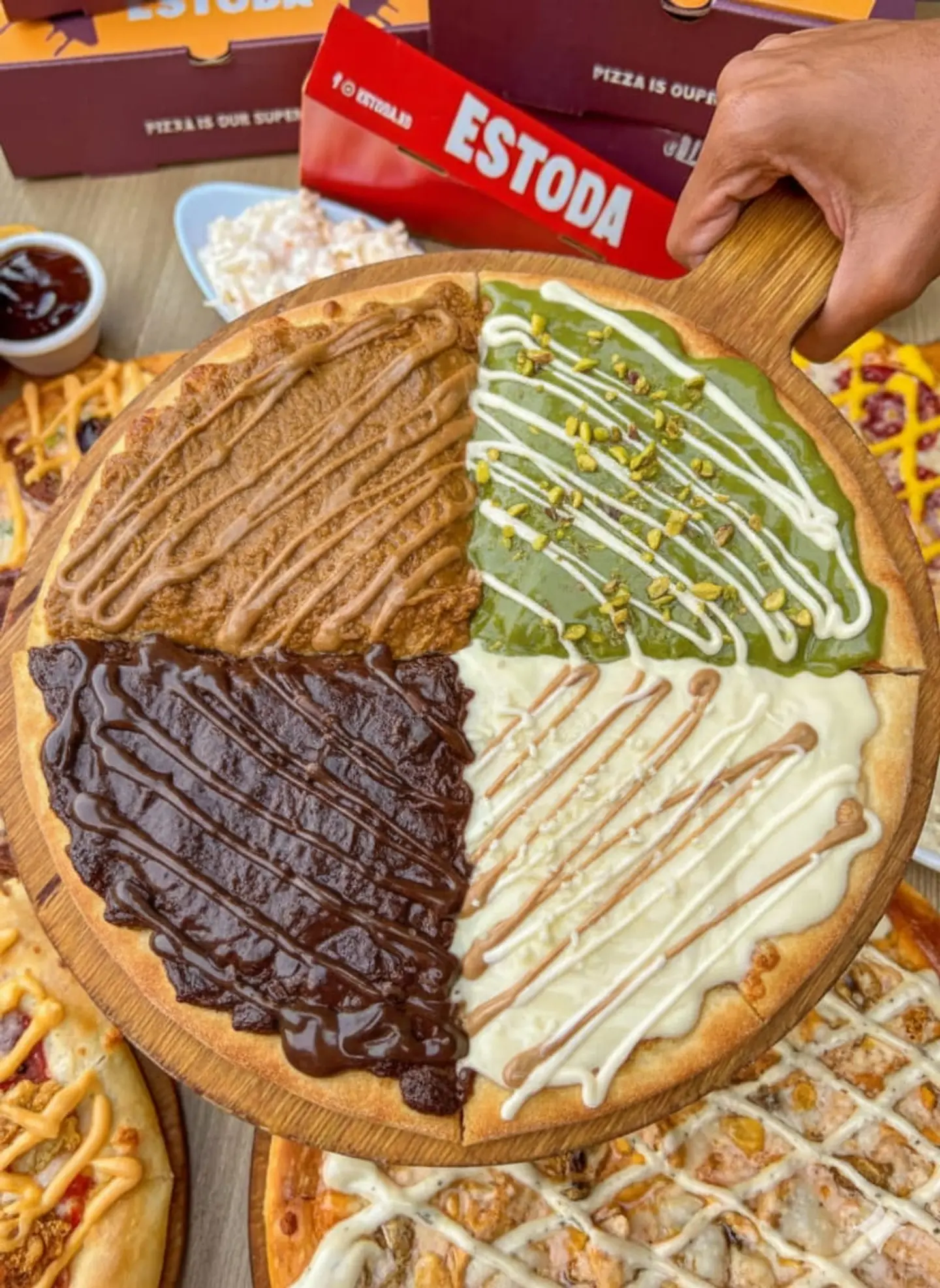 بيتزا فور سيزون وسط ايطالي