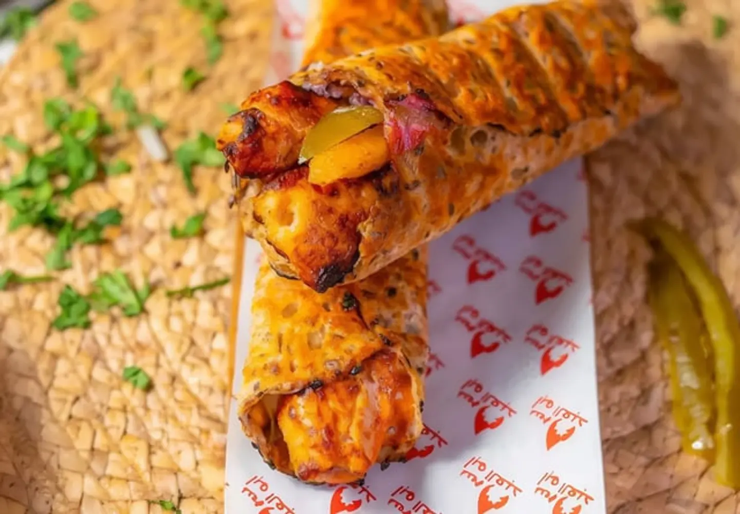 ساندويش طاوق - بروتين