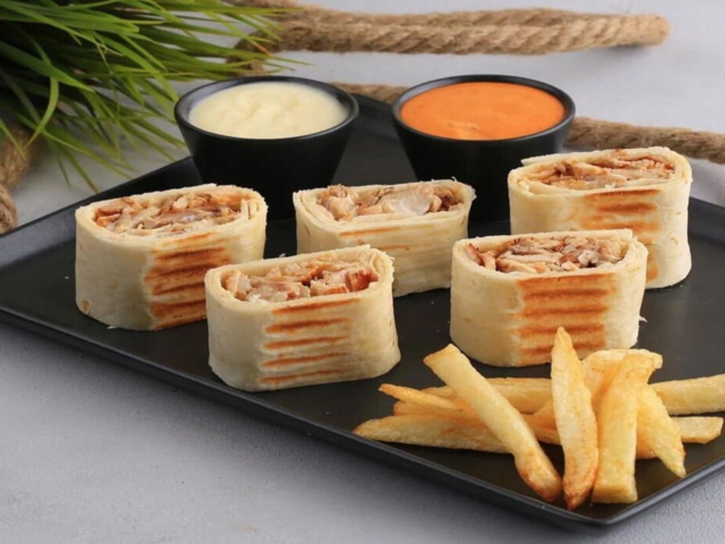 طبق شارما عربي صغير