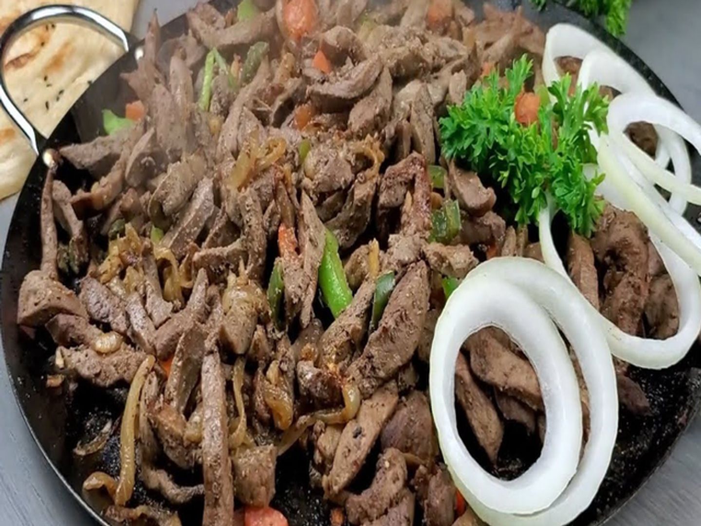 طبق كبدة طازج
