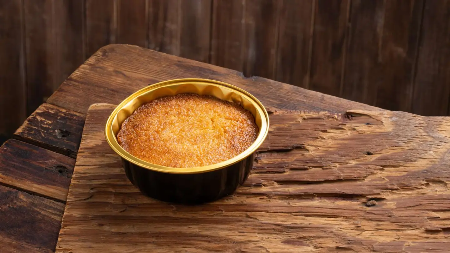 Farro5 Basbousa With Cream
