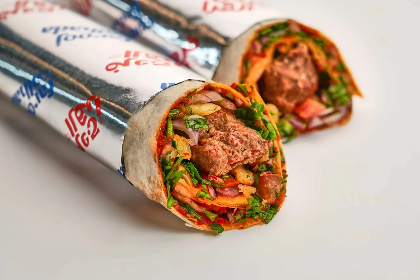 ساندوتش كباب لحم صغير