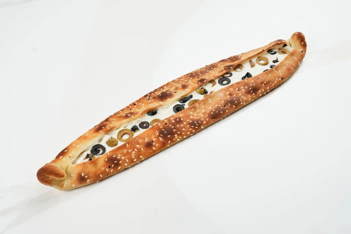 لبنة بالزيتون