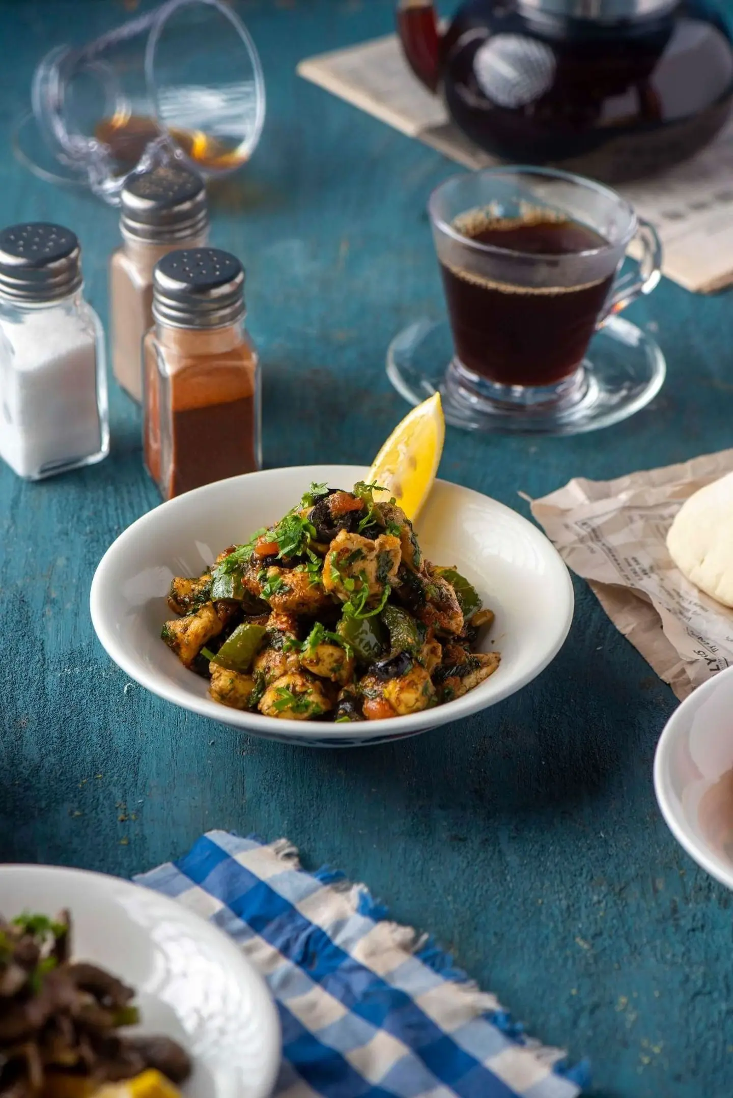 حمسة حلوم بالباذنجان