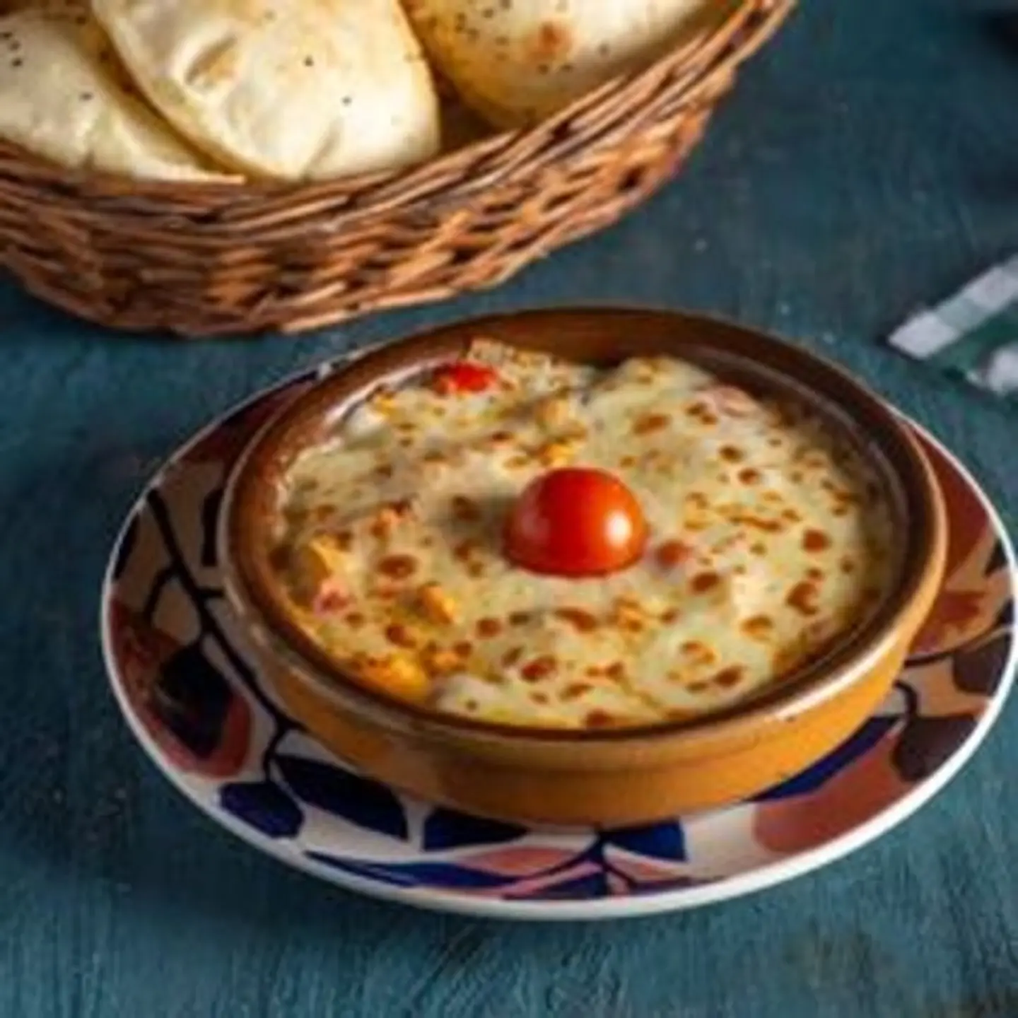 طاجن دجاج مكمور