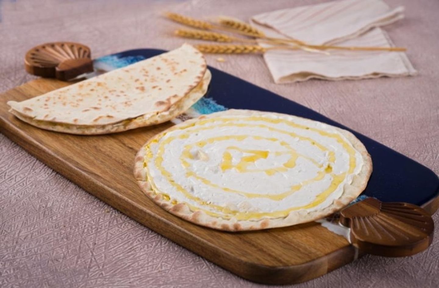 لبنة بالعسل