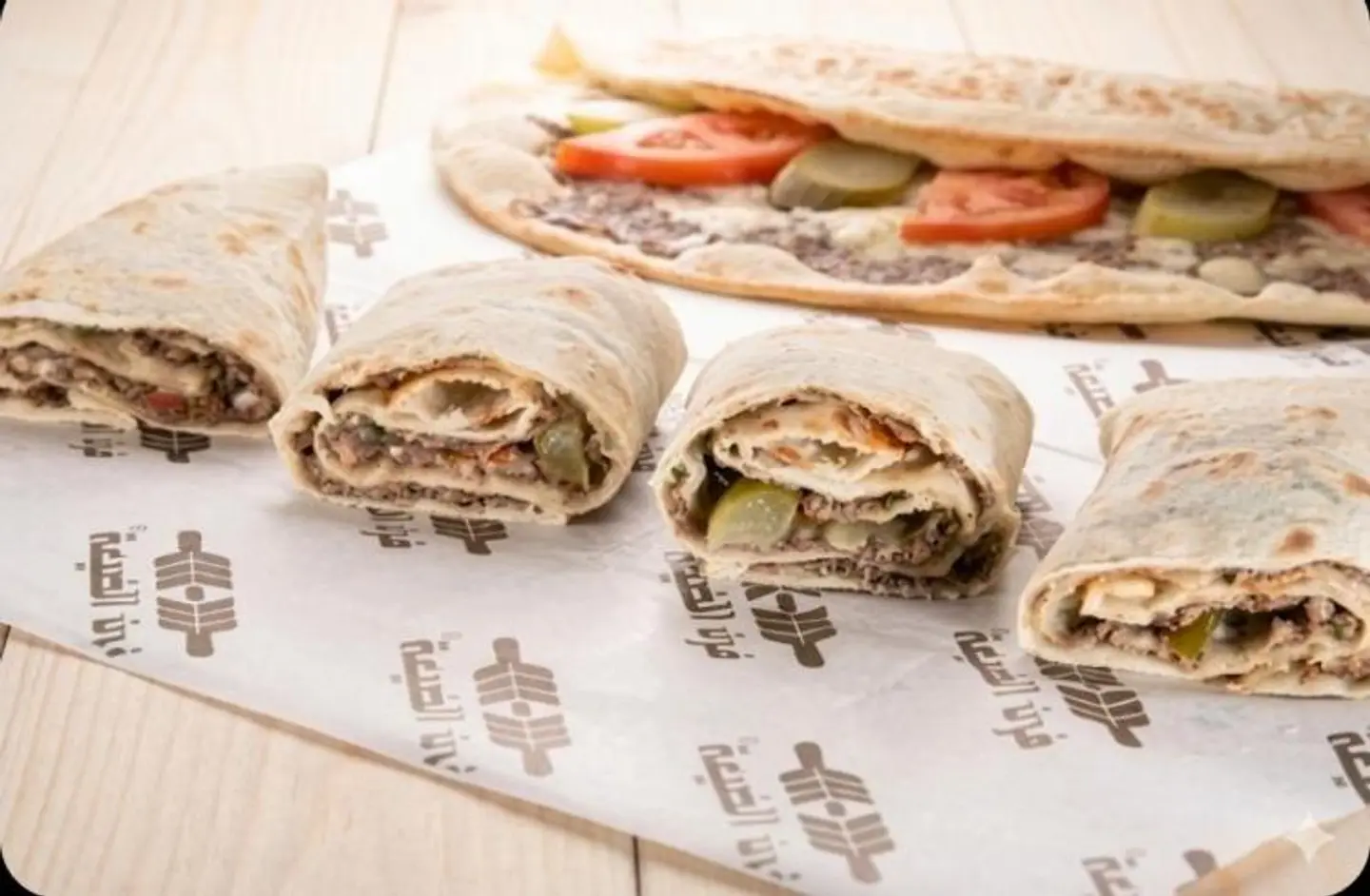 ساندوتش كفتة بالجبنة