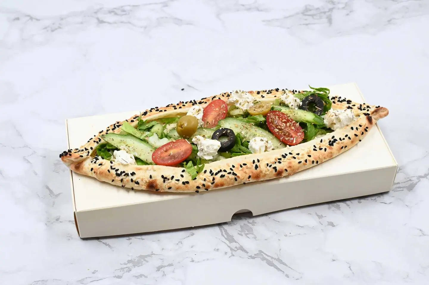 جبن فيتا مع اعشاب