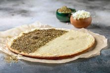 زعتر و جبنة