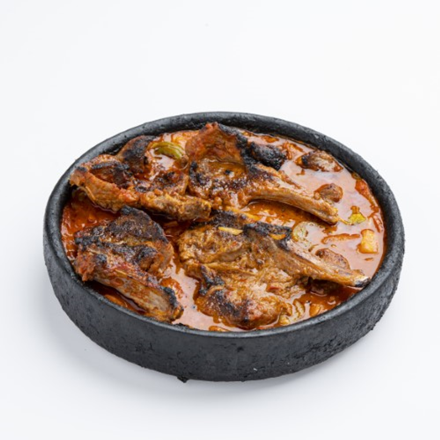 Lamp Chops In Clay Pan