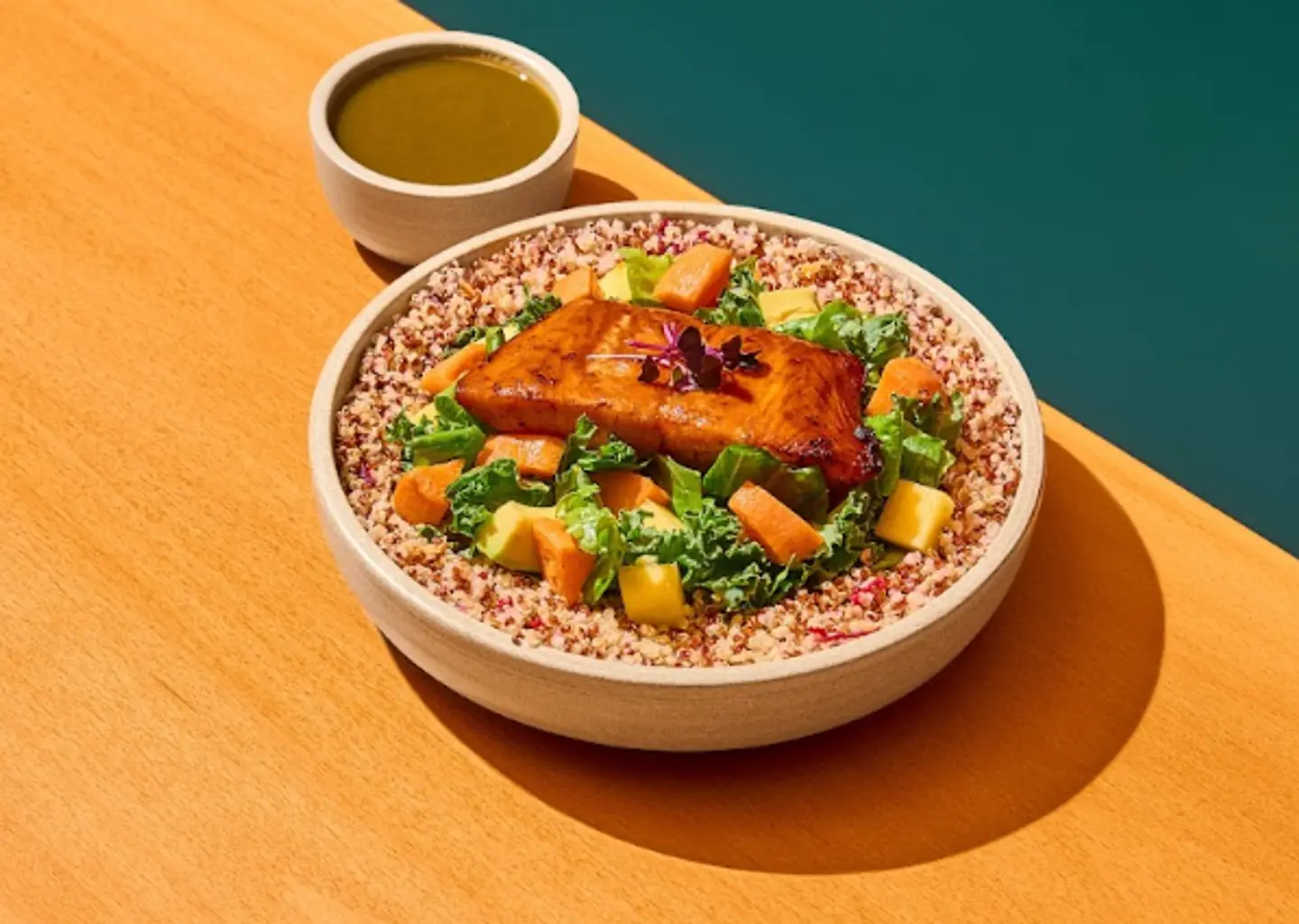 Grilled Salmon Salad