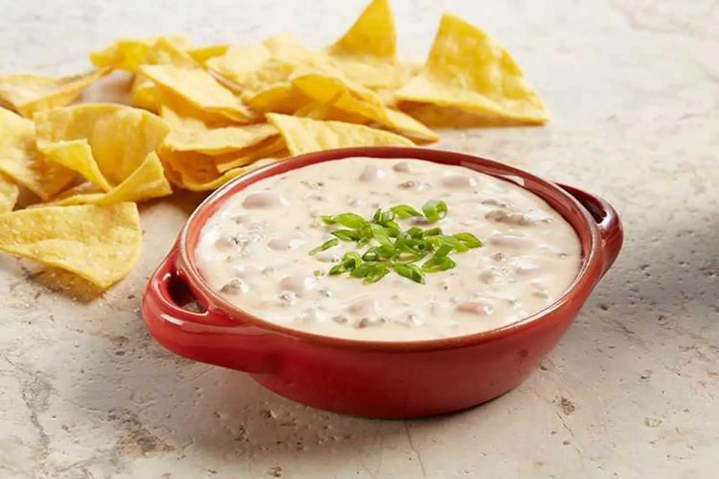 Beef Queso & Chips Small