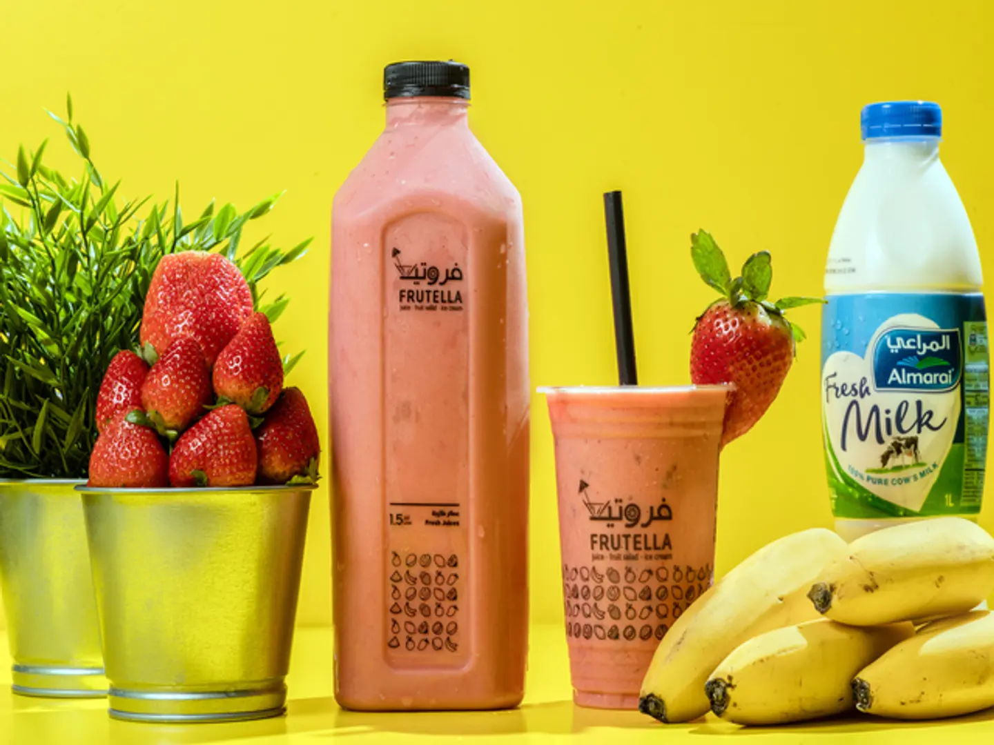 Milk, Banana And Strawberry 220 Ml