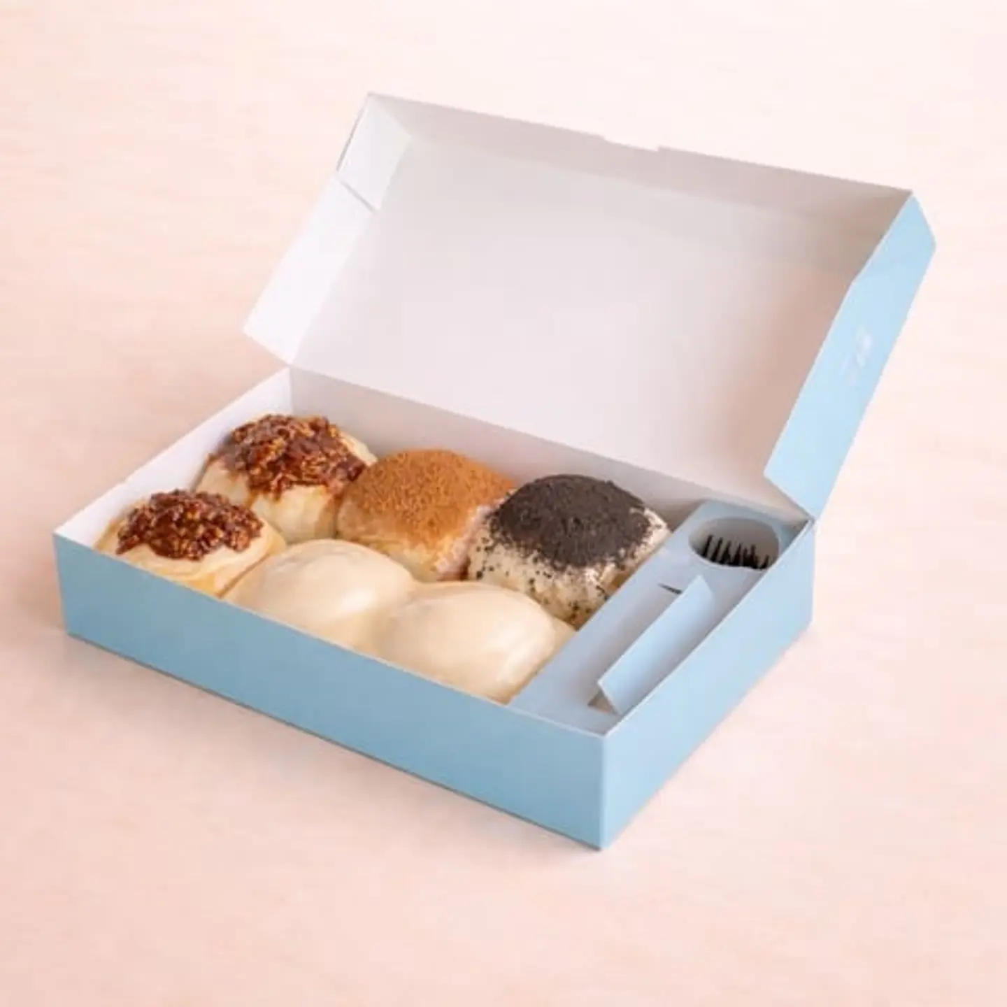 Cinnamon Rolls Box (6 Pcs)