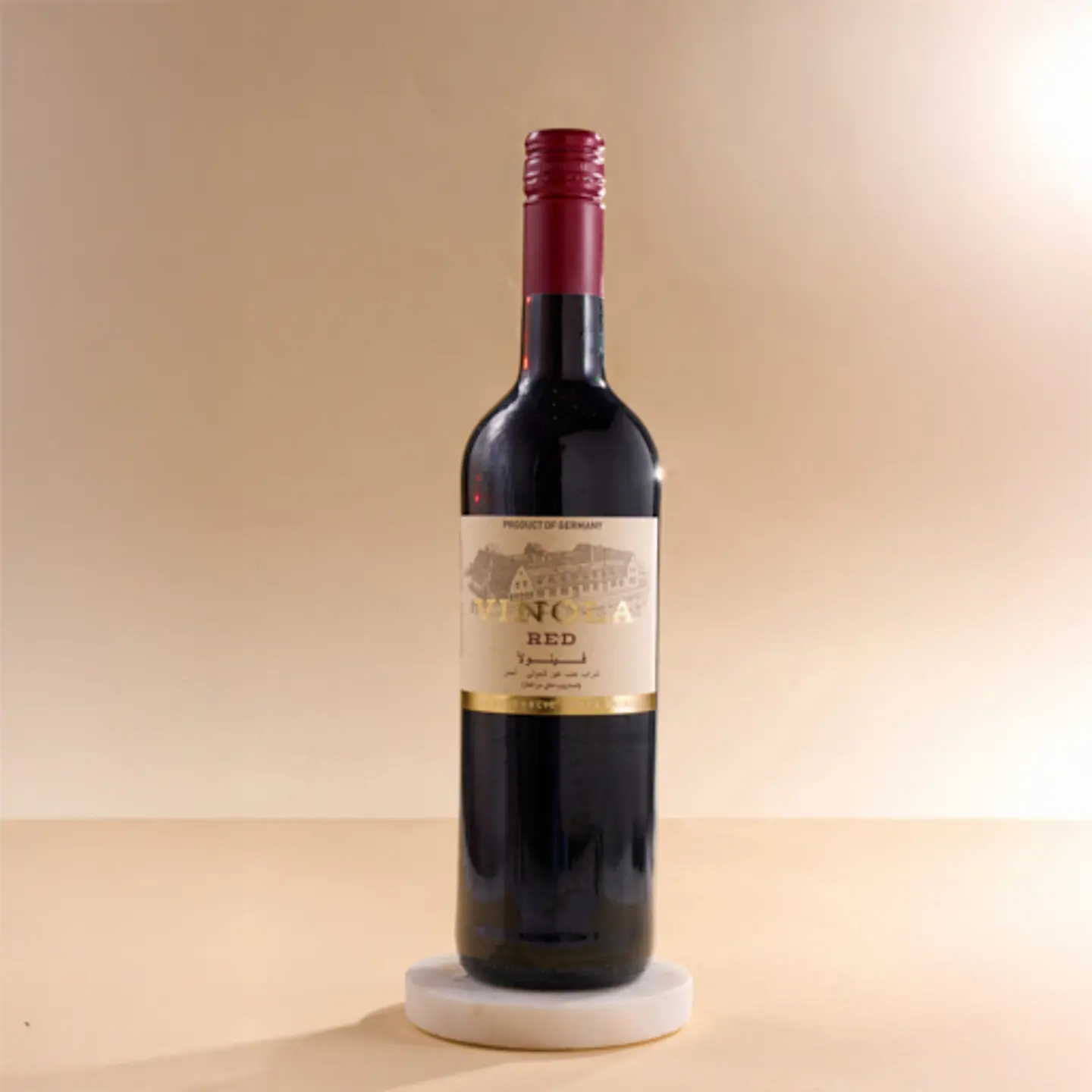زجاجة نبيذ أحمر (حلال)