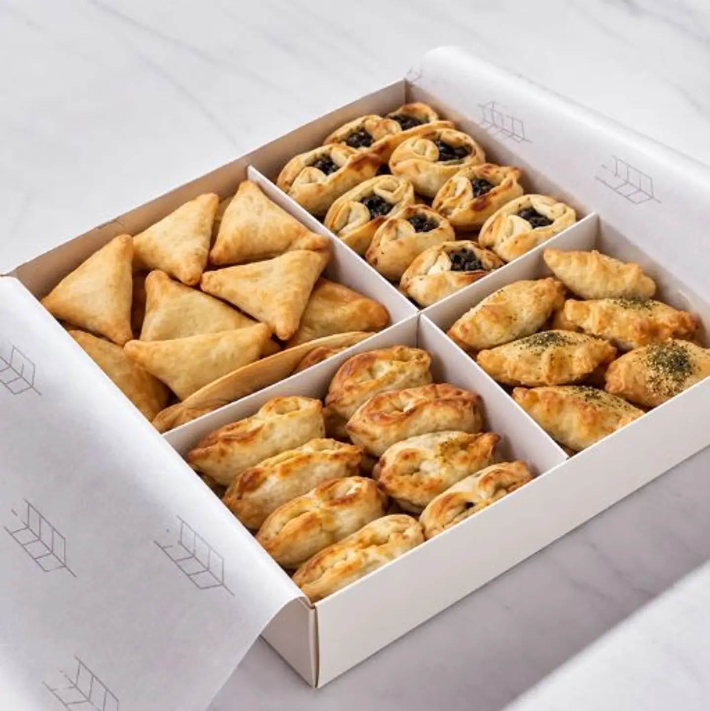 Gathering Box ( Al Anoud )