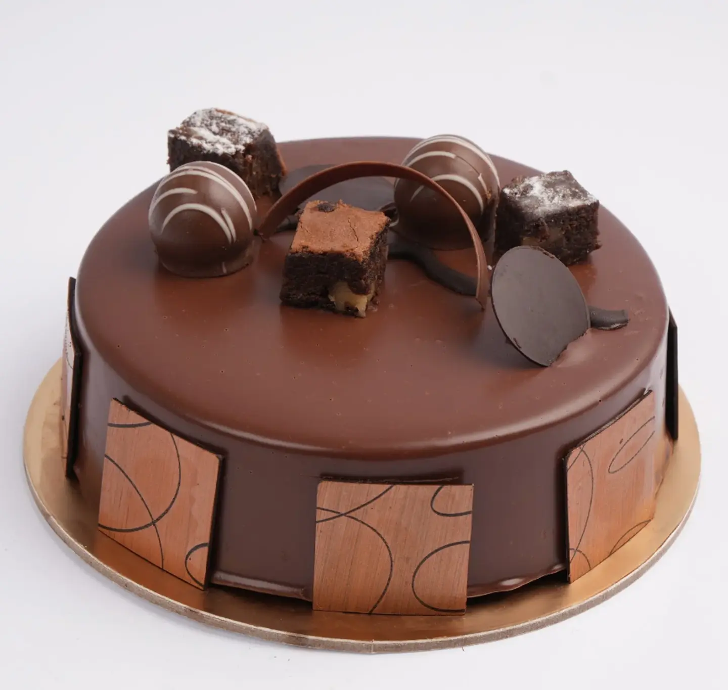 Truffle Brownie Fudge Delight Cake