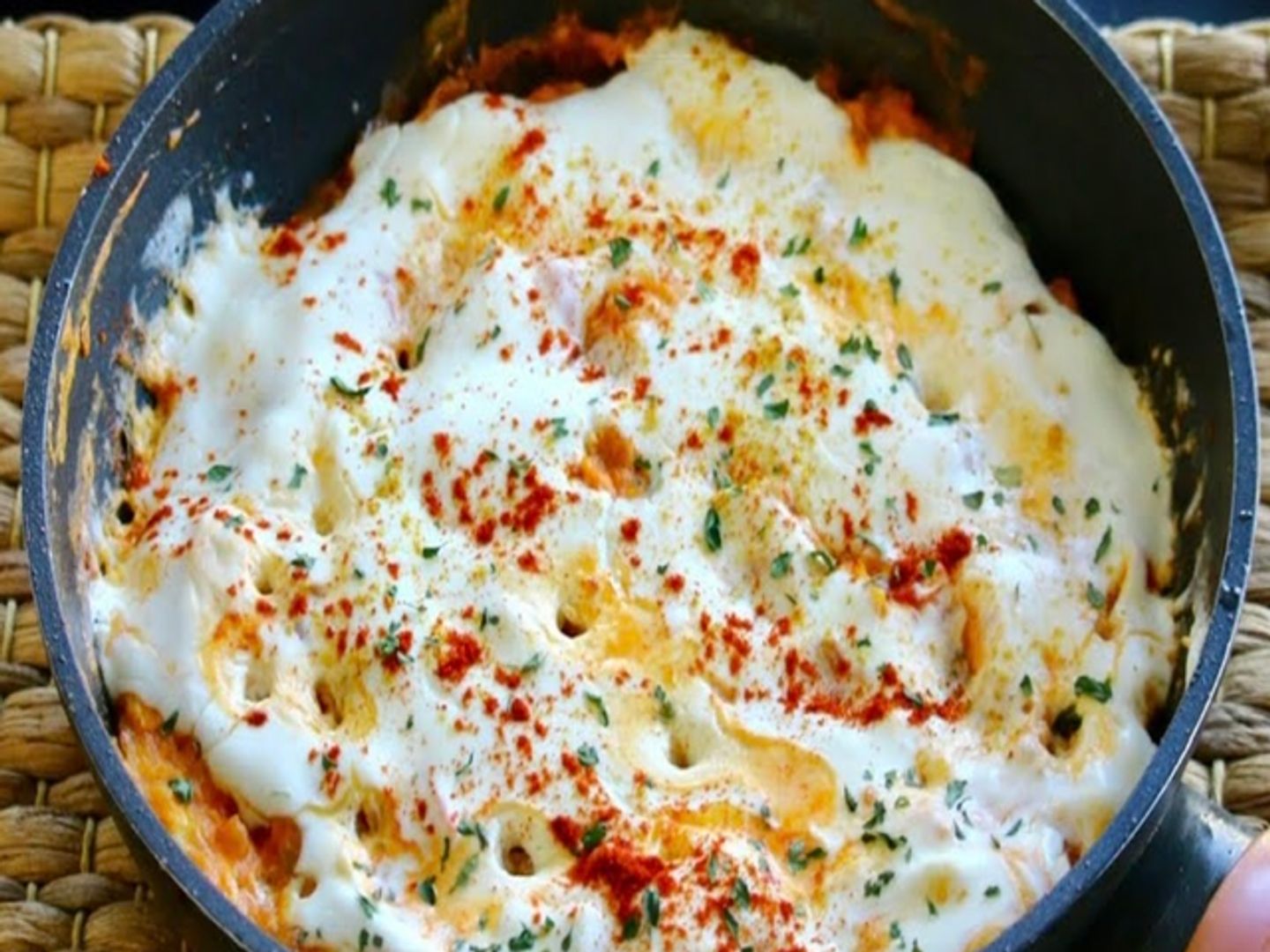Egg Licka With Cheese