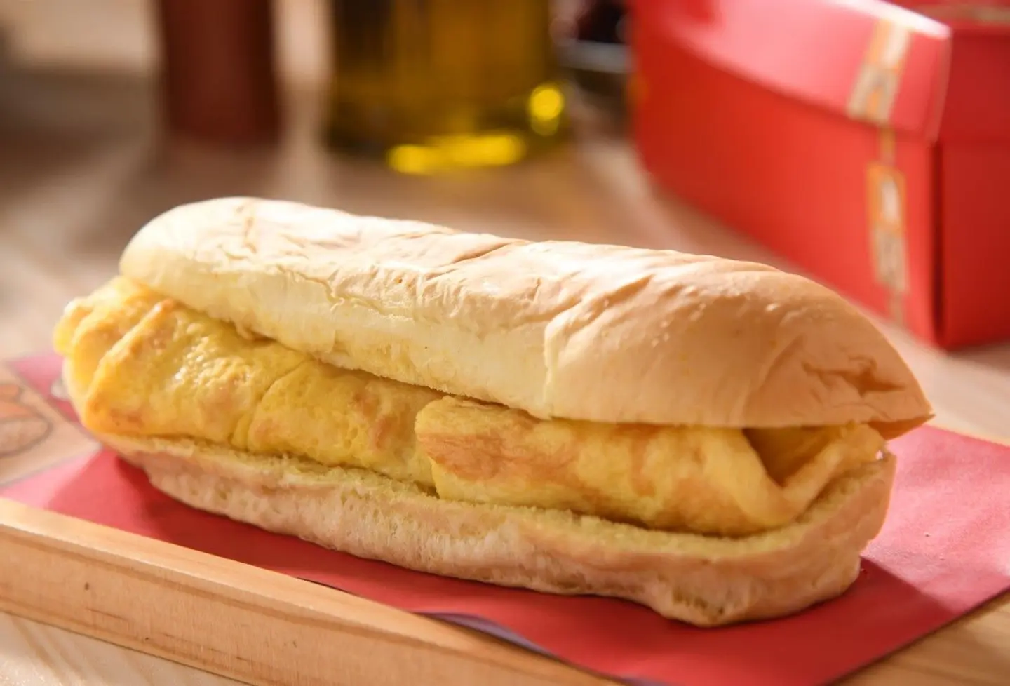 ساندويتش بيض مقلي