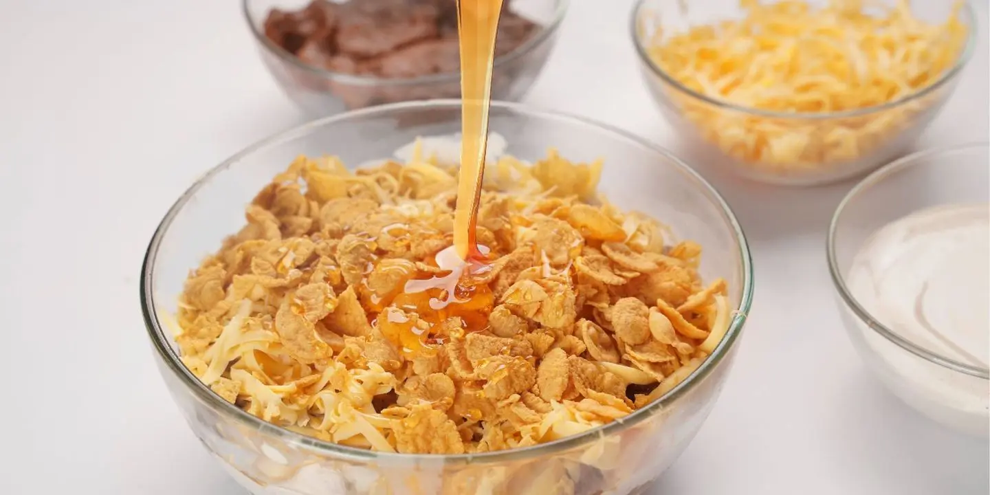 معصوب ملكي كورن فليكس