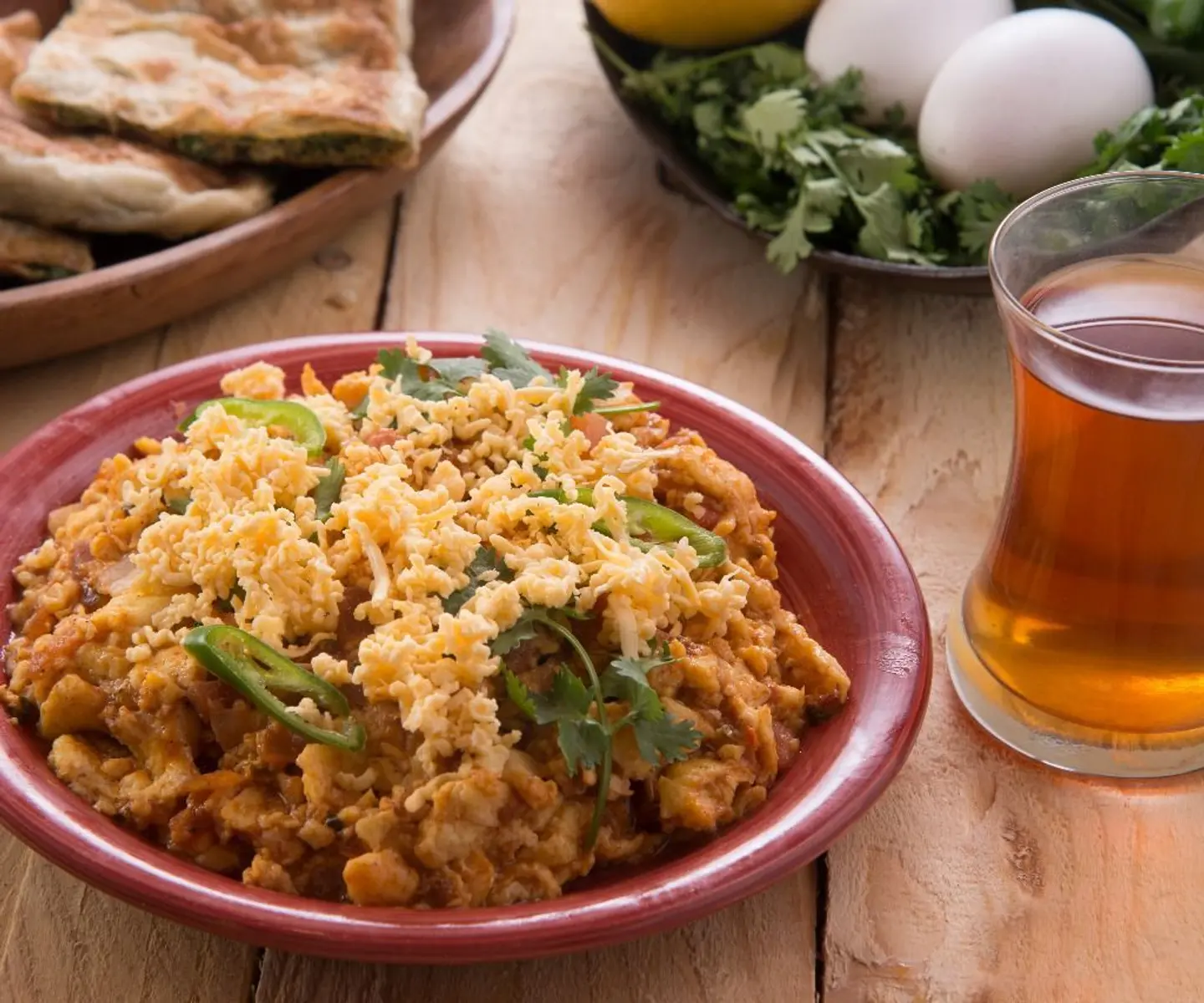 شكشوكة عدني مع الجبن