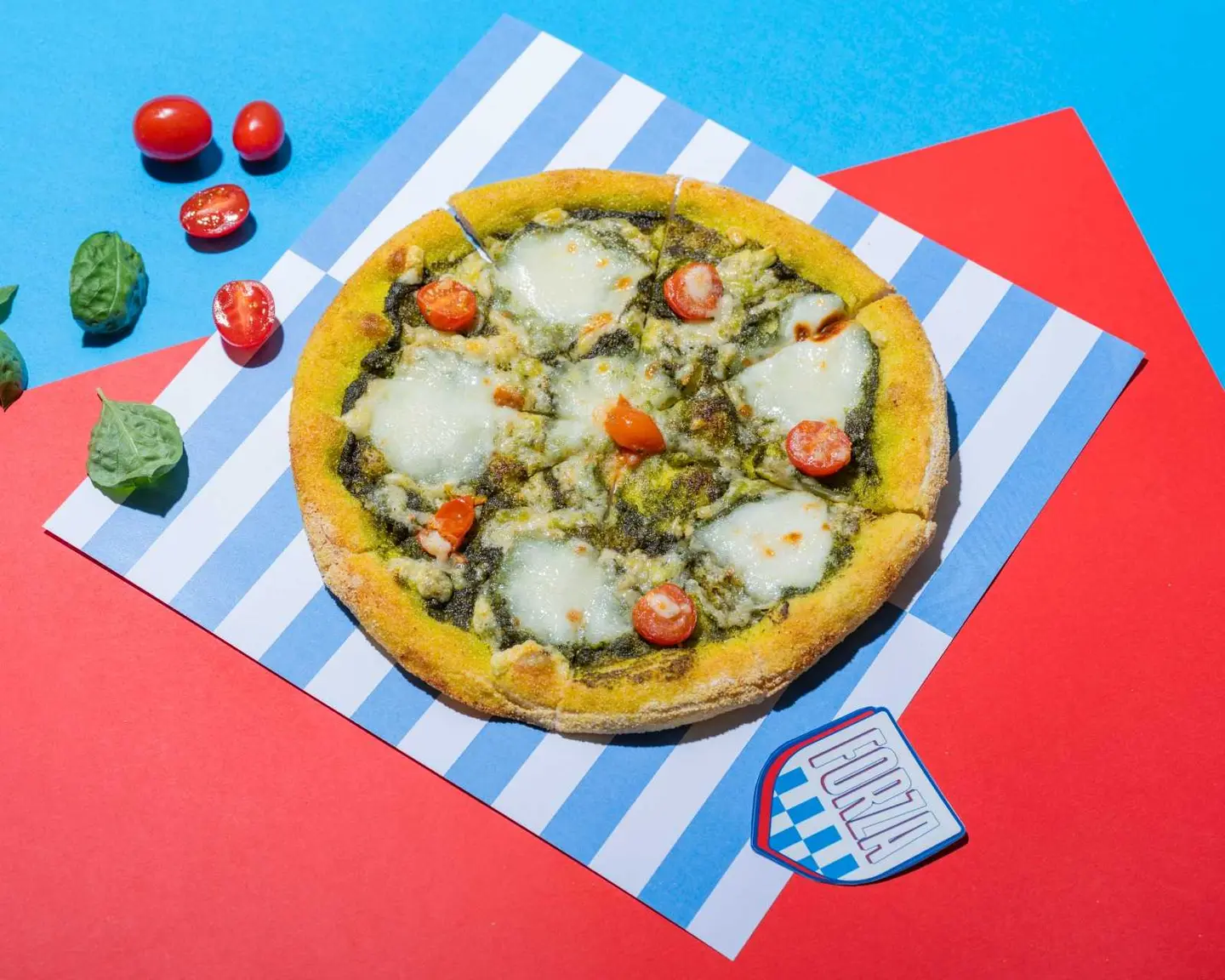 Caprese Al Pesto Pizza Medium