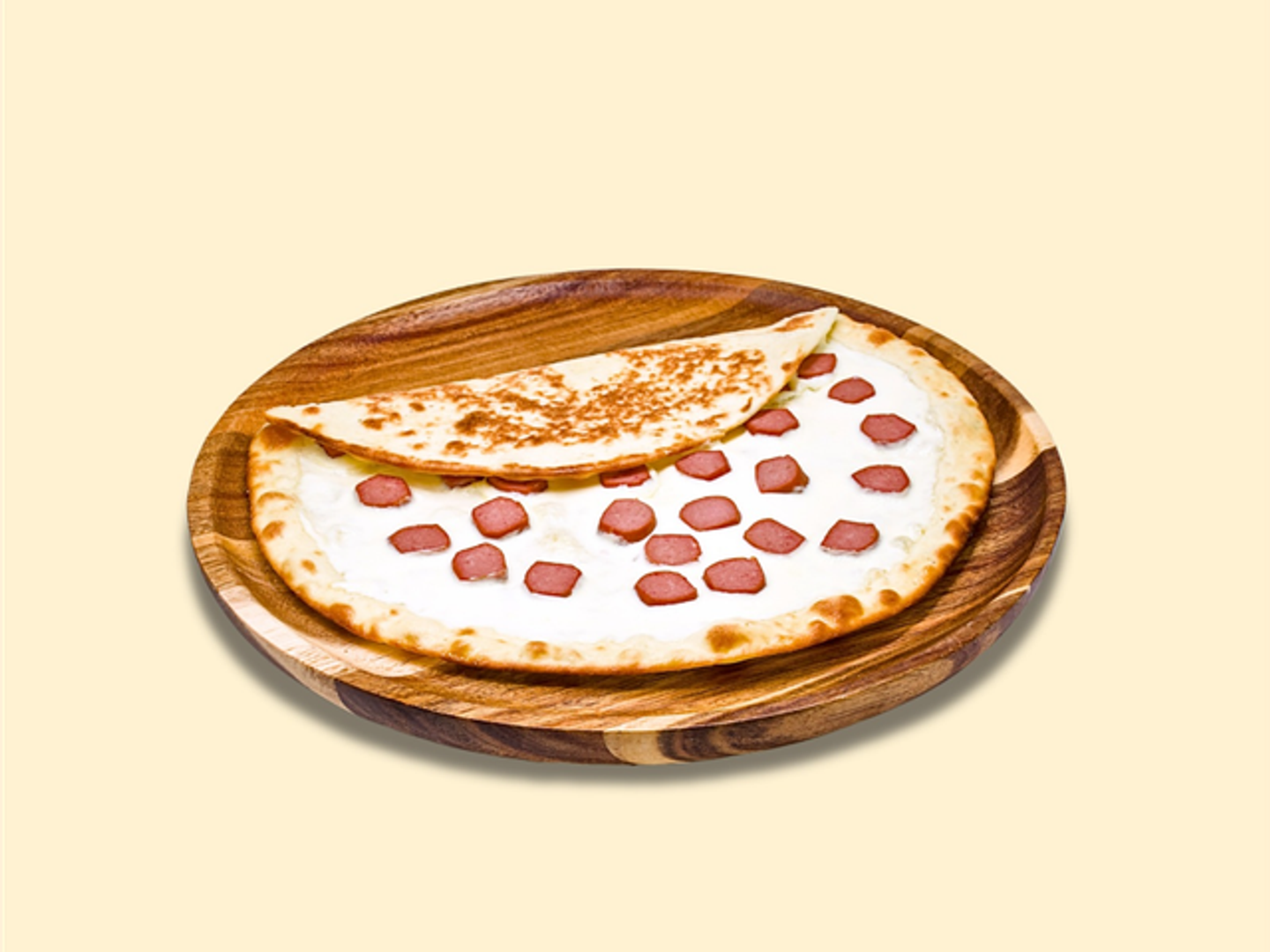 نقانق بالجبن