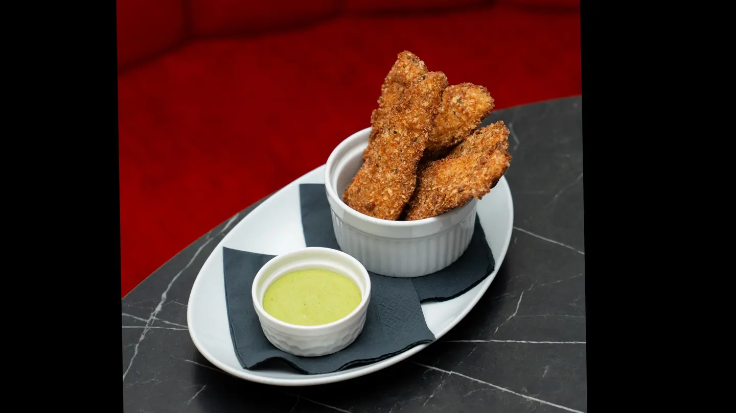 شرائح الدجاج المقشرة