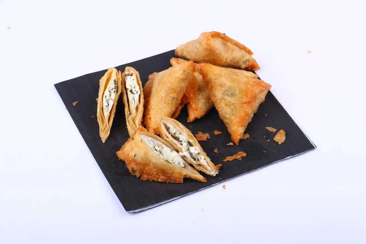 Cheese With Olives 8 Pieces