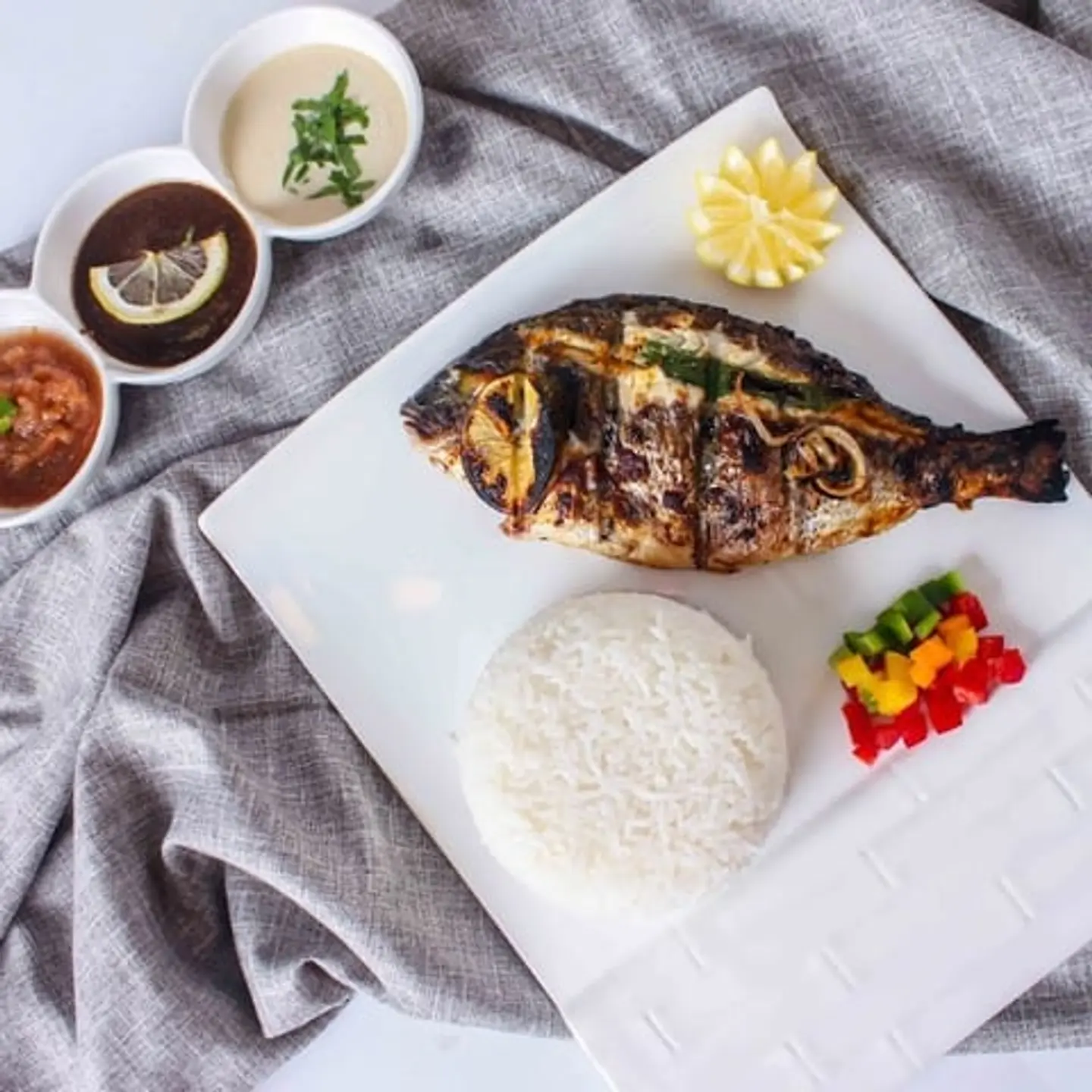 وجبة سمك دينيس مشوي