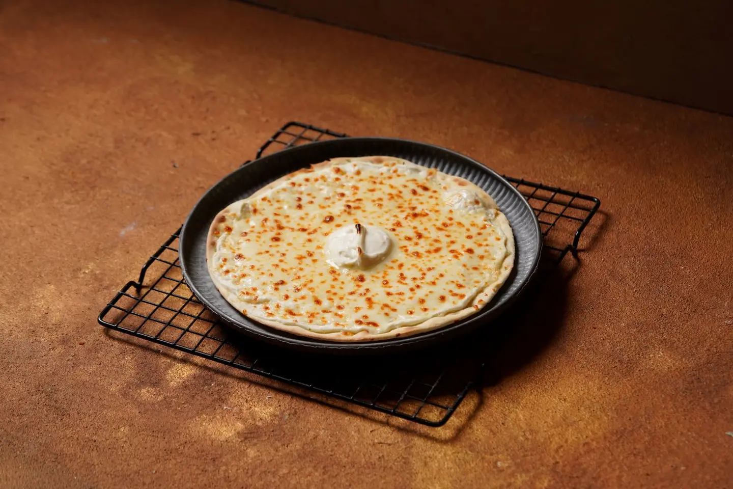 Small Nightingale Nest