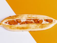 فطيرة جبن نقانق