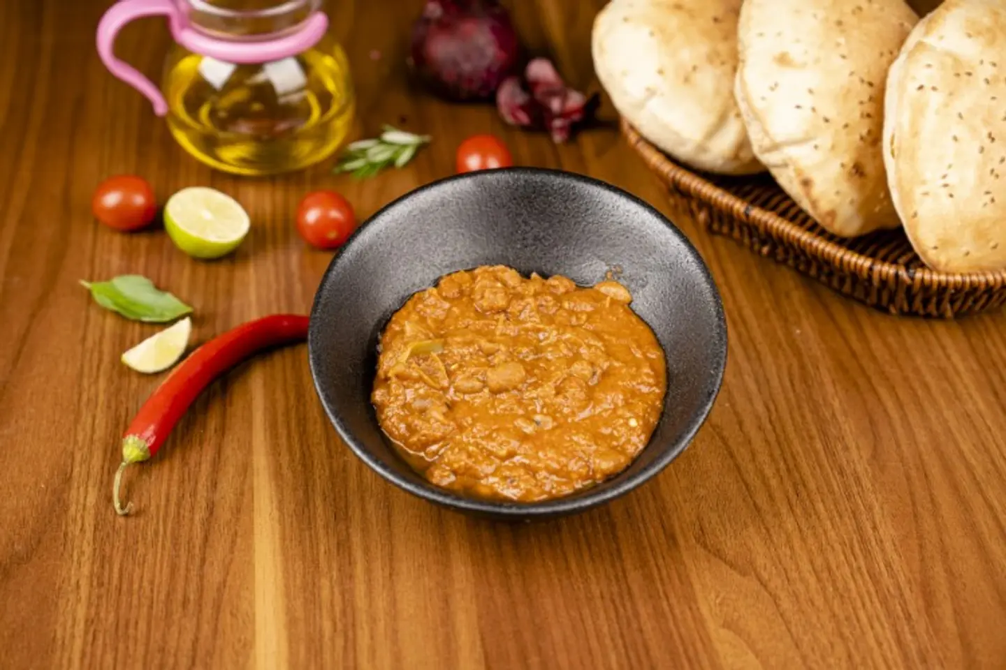 Beans With Tomato