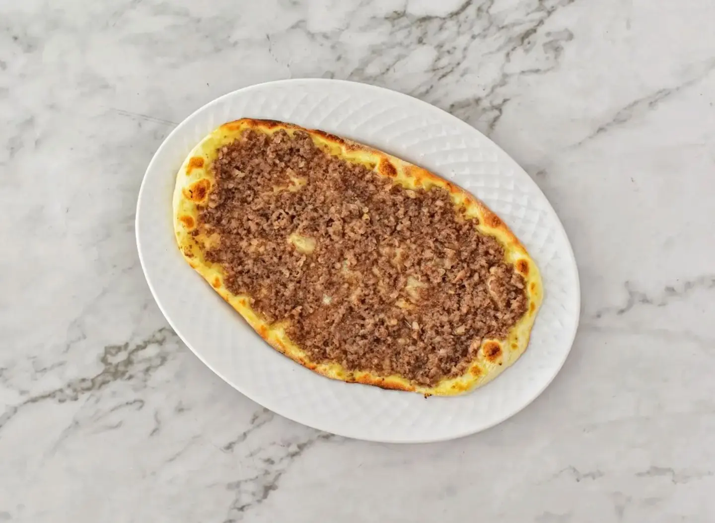 Naeemi Lamb Sfiha With Tomato One Piece