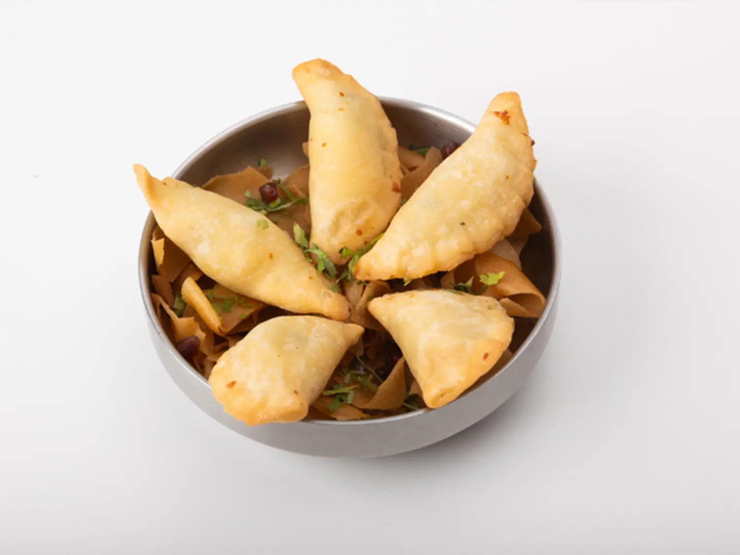 سمبوسة الاجبان والريحان ( خمس قطع)