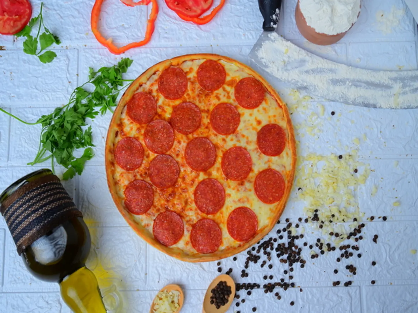 بيتزا ببروني صغير