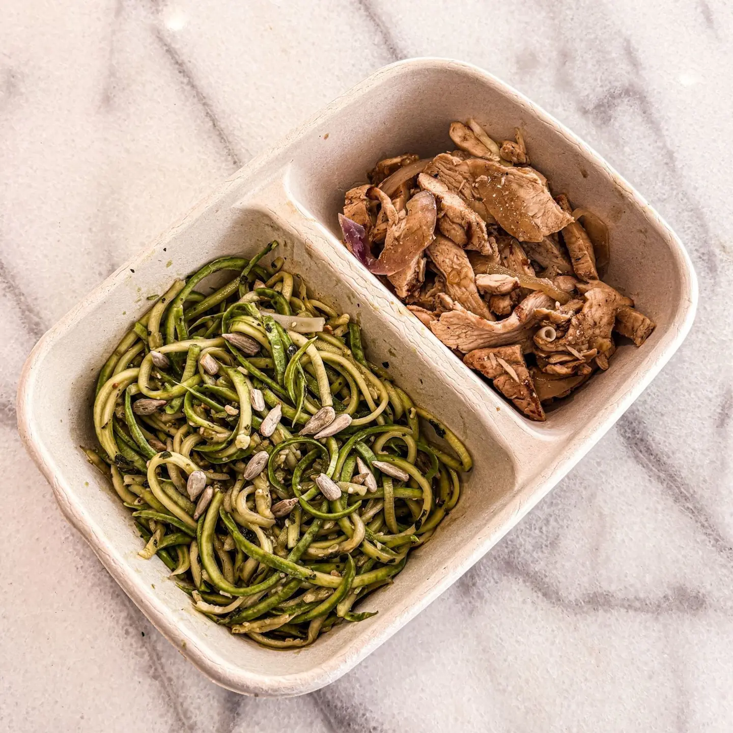 Zoodles Pesto + Sautéed Chicken