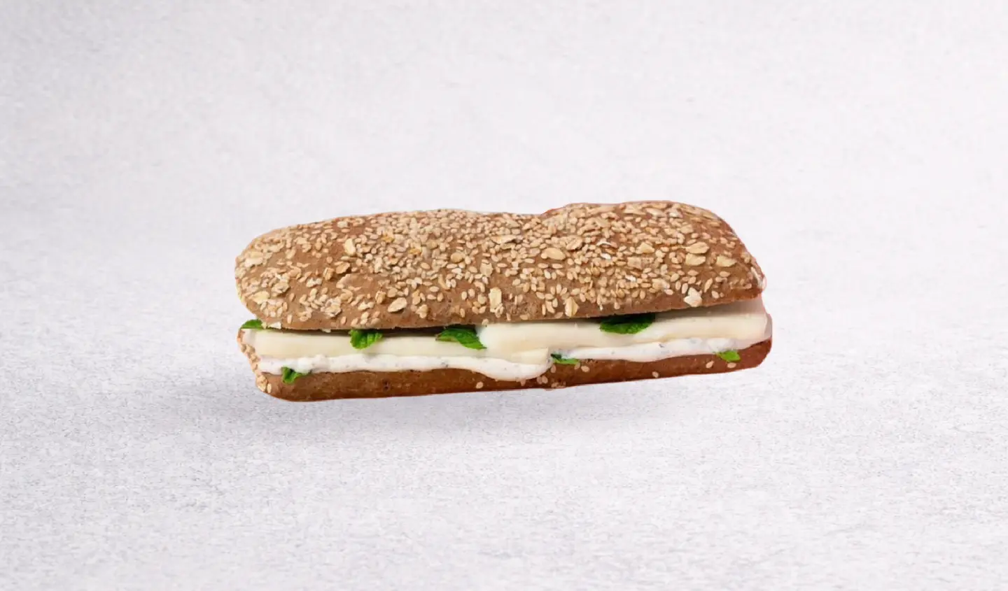 حلومي براون