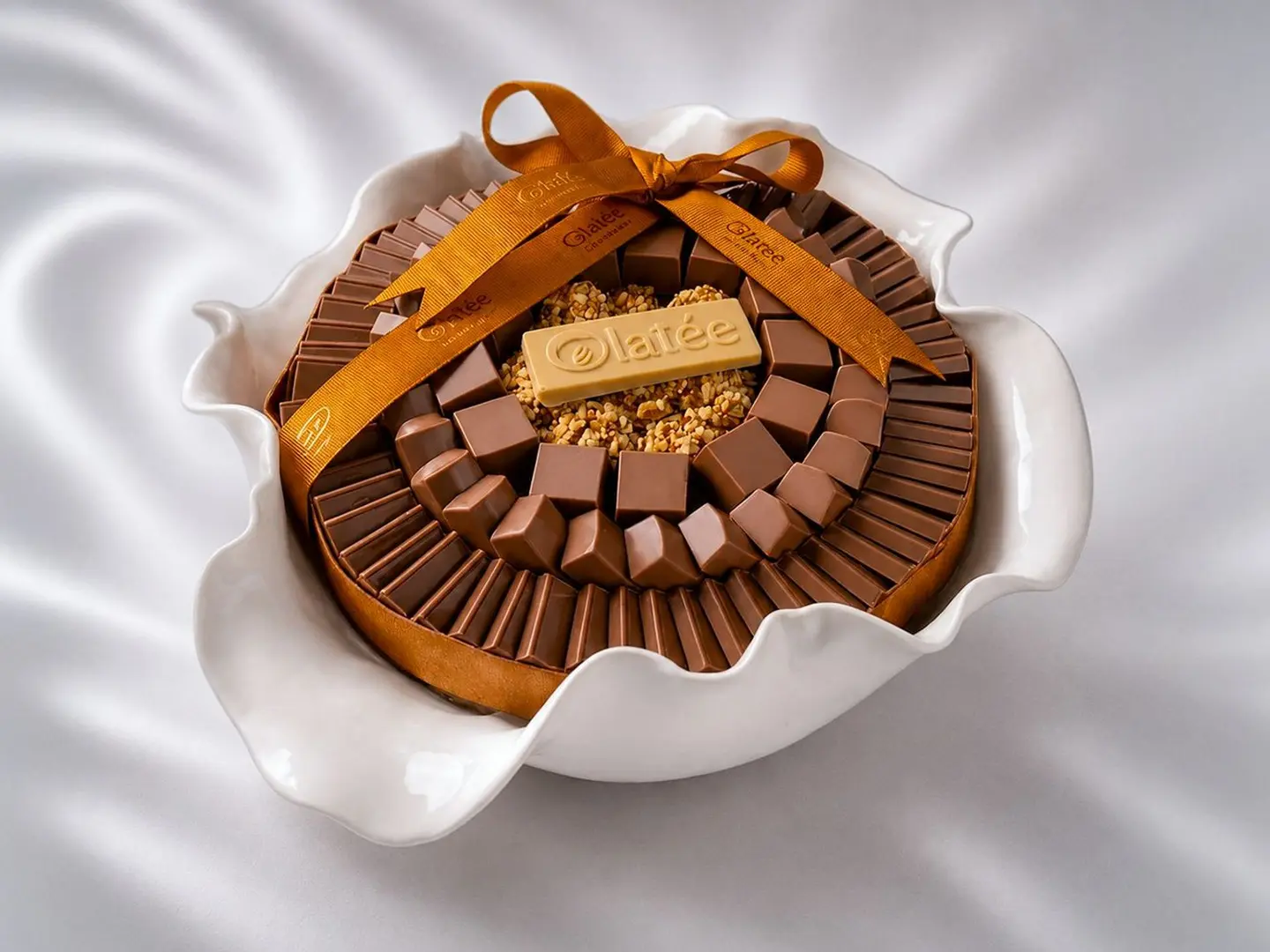 Luxury Round Tray Of Chocolate