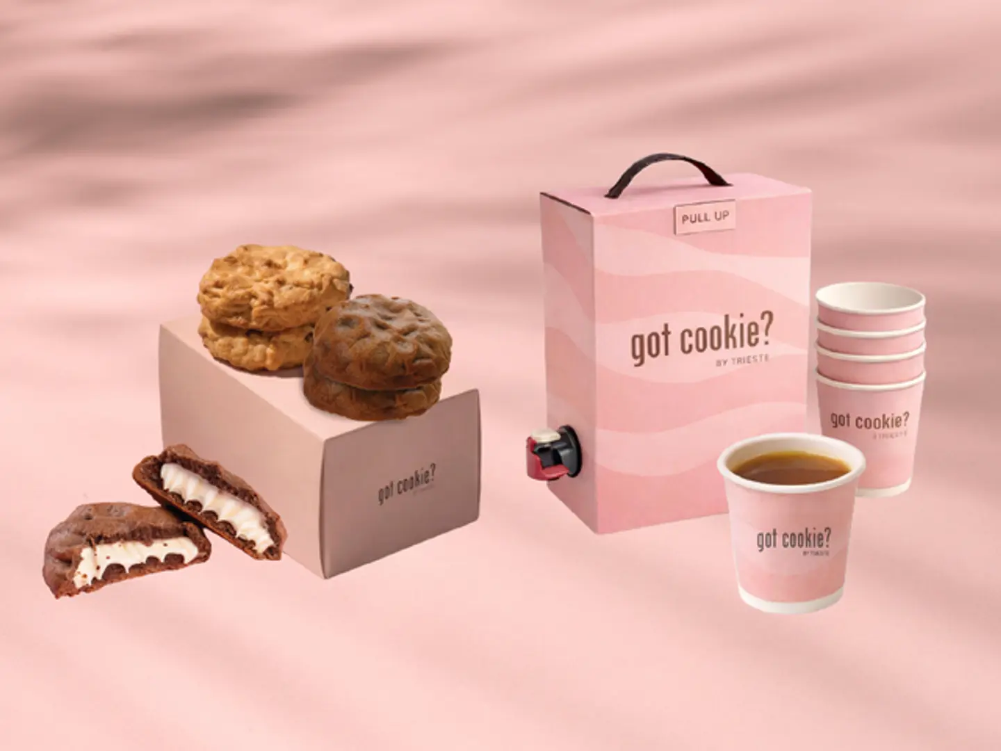 مكس كوكيز مع بوكس قهوة سعودية