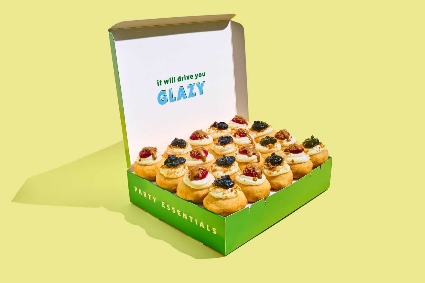 Glazed 20 Pieces Cheesecake