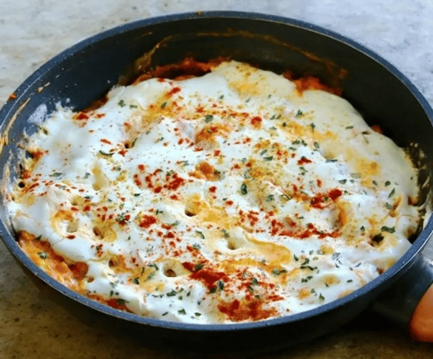 بيض بالجبن -لحسة