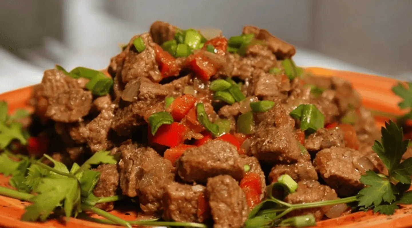 نفر لحم تيس مقلقل