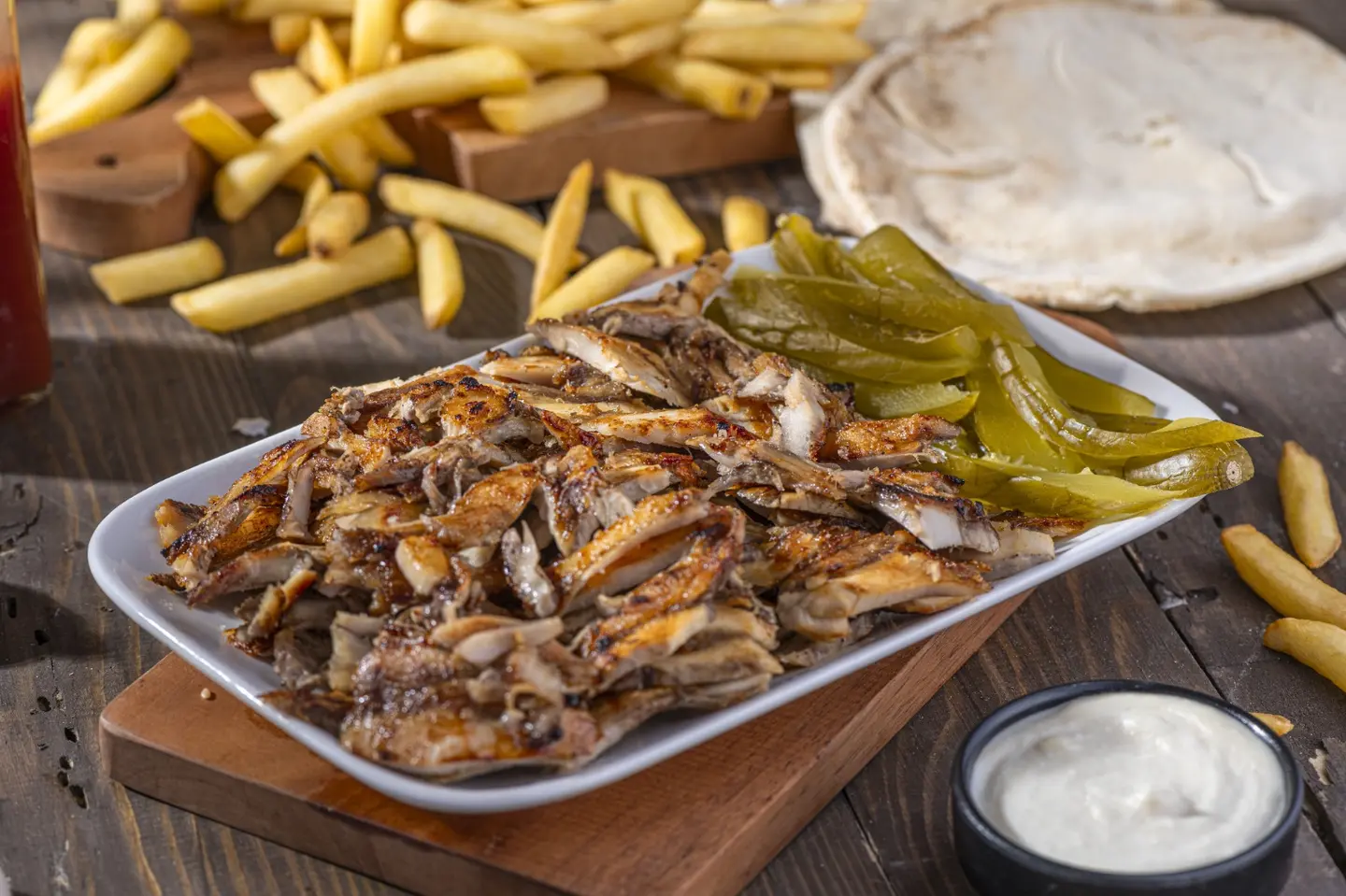 صحن شاورما وسط