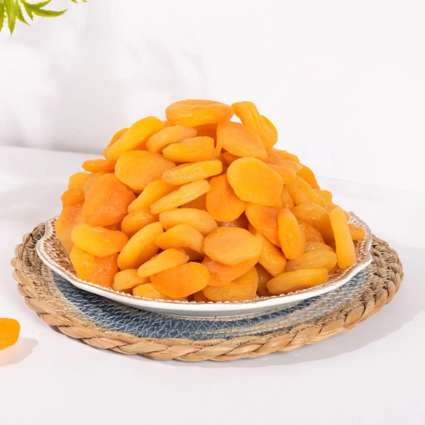 Natural Yellow Apricots