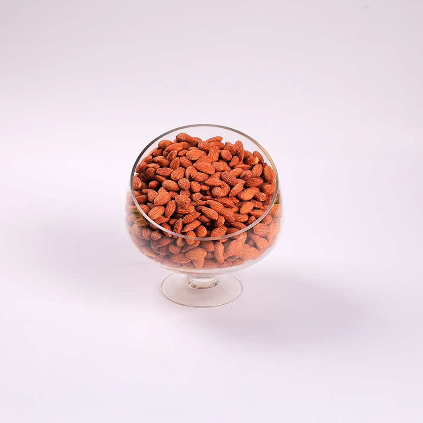 لوز محمص مالح