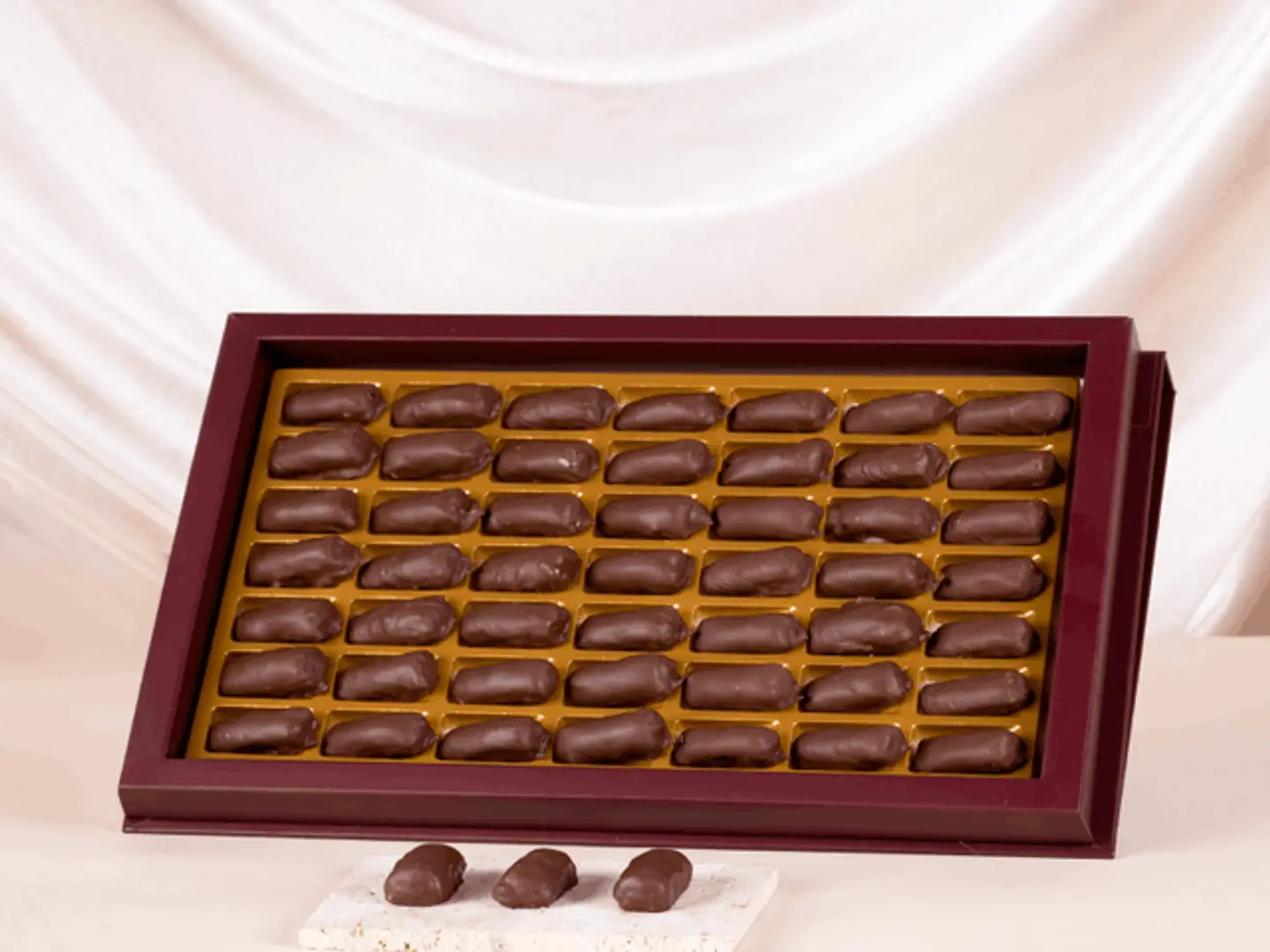 Pecan Baklava Fingers Box Chocolate