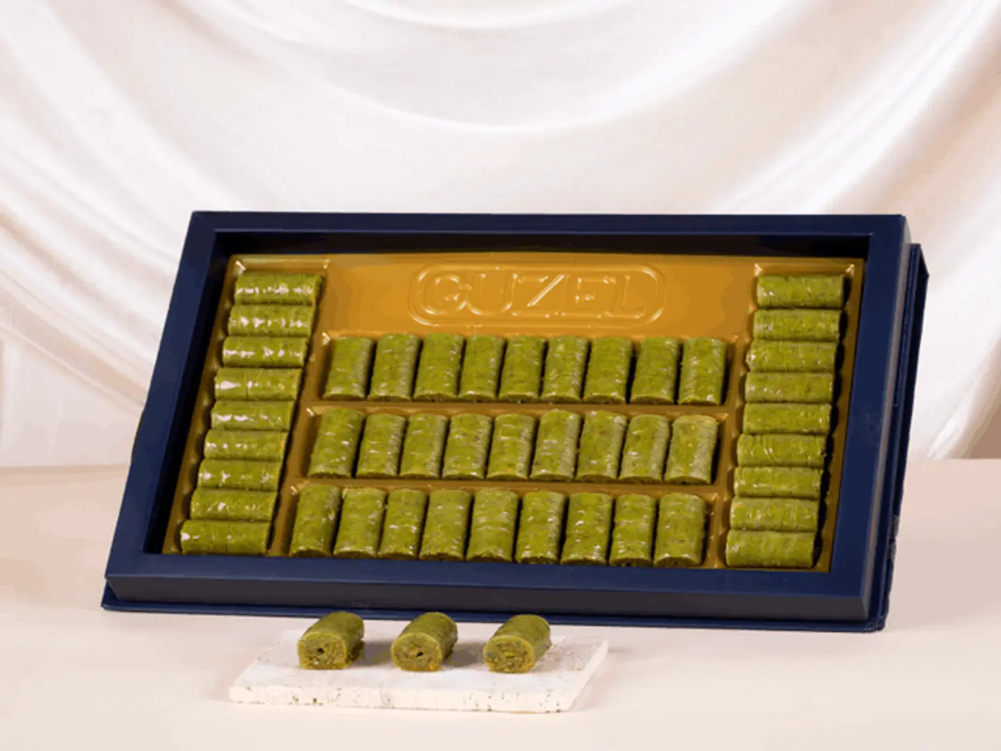 Turkish Pistachio Fingers Box