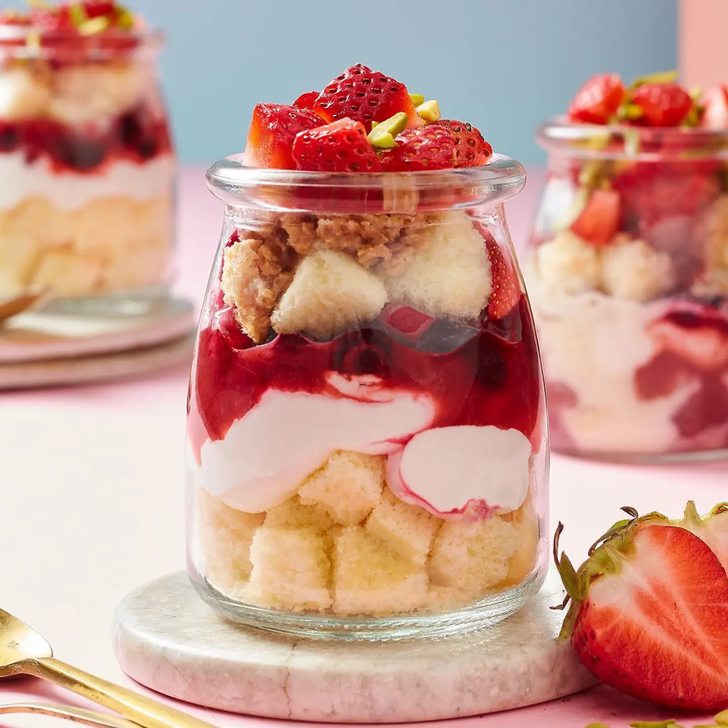 Strawberry Victoria Cake Jar